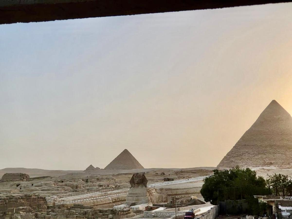 The Gate Hotel Front Pyramids & Sphinx View Kafrat al Jabal Exterior photo