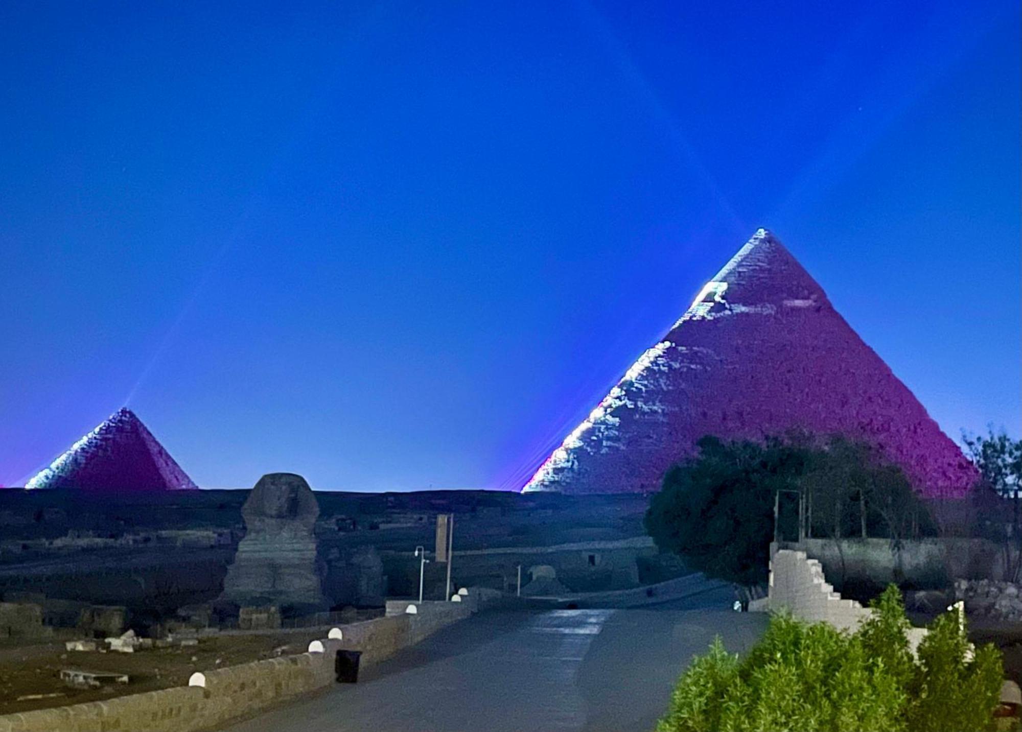 The Gate Hotel Front Pyramids & Sphinx View Kafrat al Jabal Exterior photo